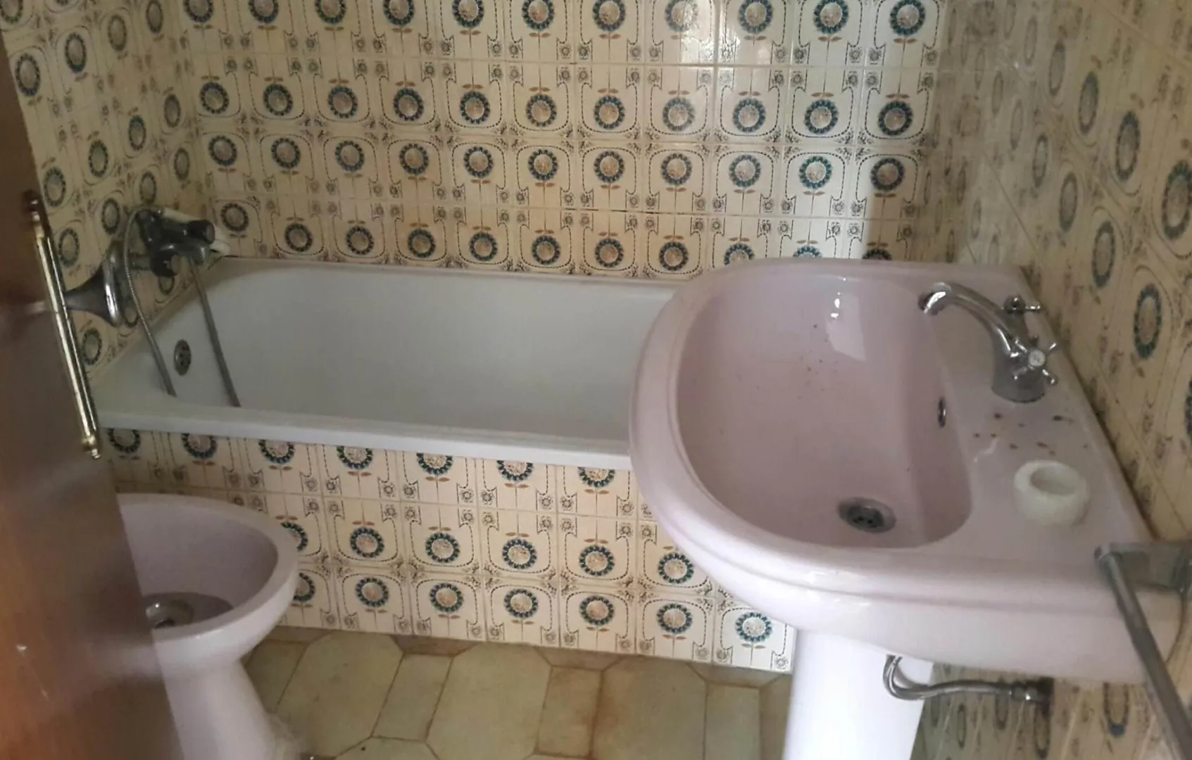 المشروع السكنى السابع والعشرون